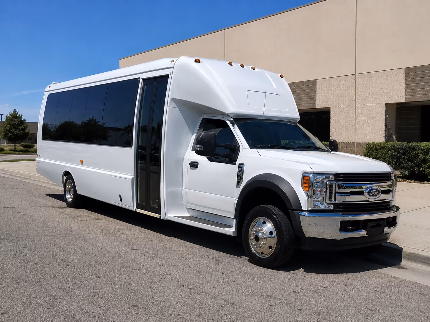 find the perfect transportation for your next private event 3