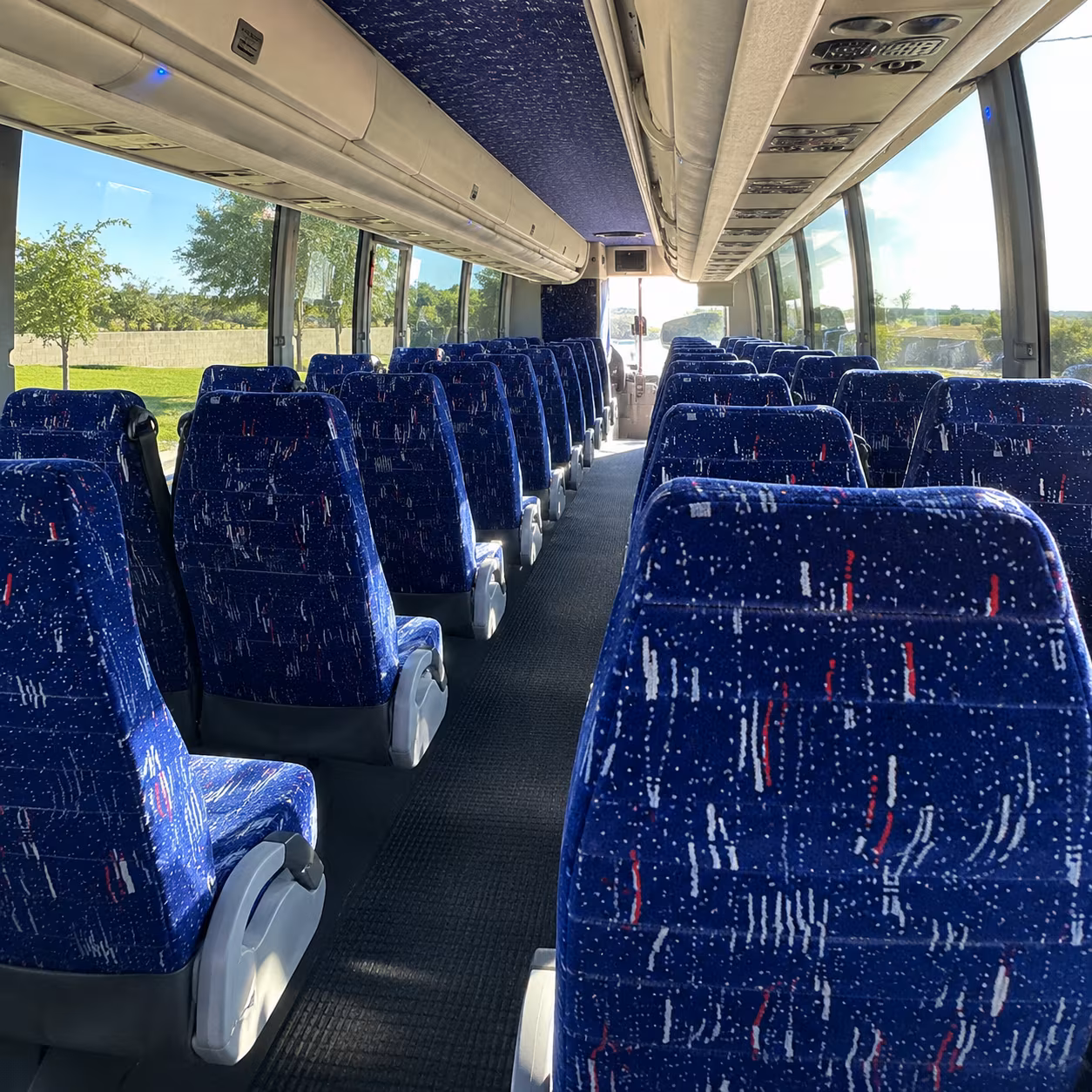 long distance bus trips from staten island to boston and new england