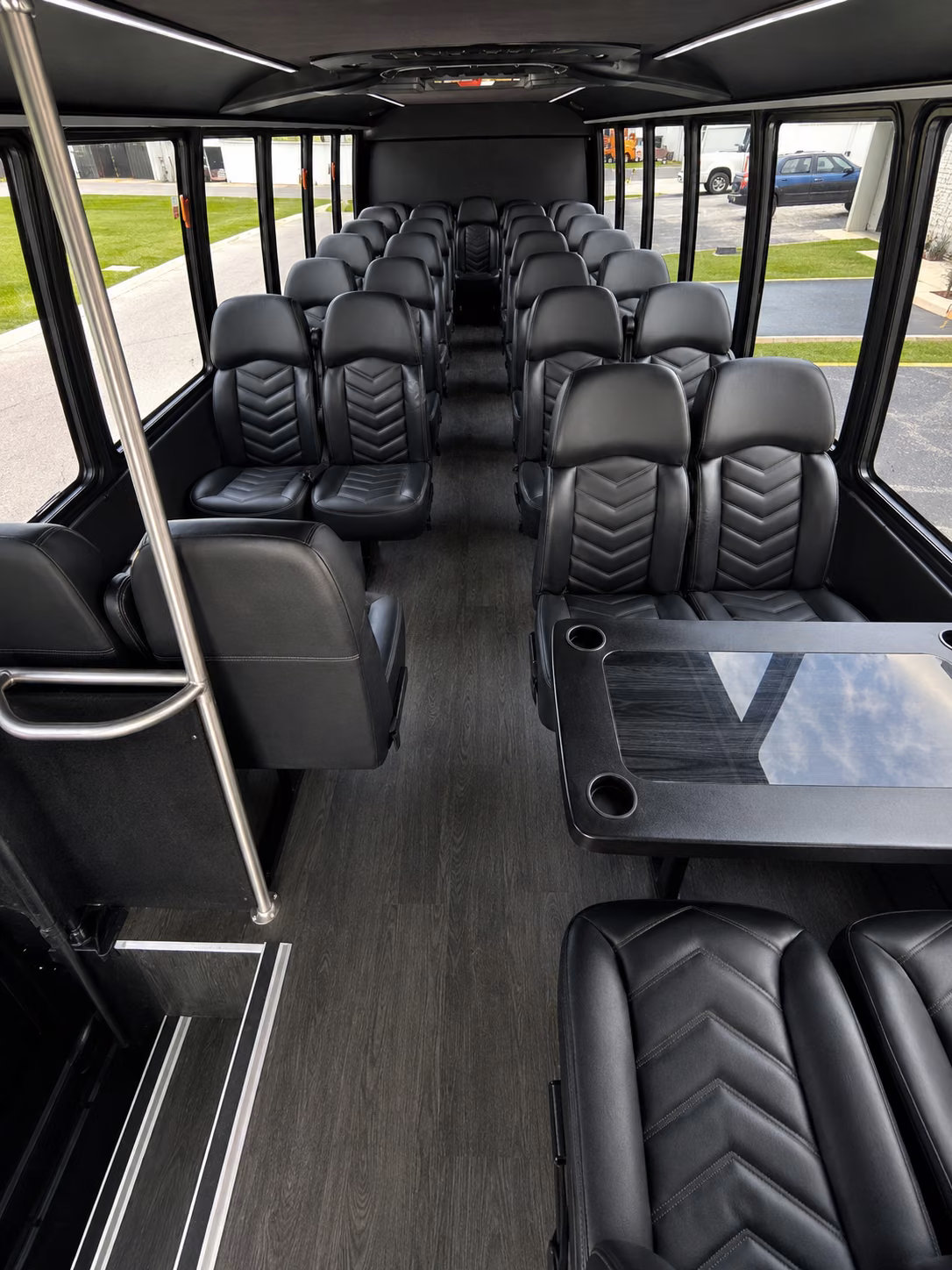 minibus and sprinter limo rentals for small staten island prom groups