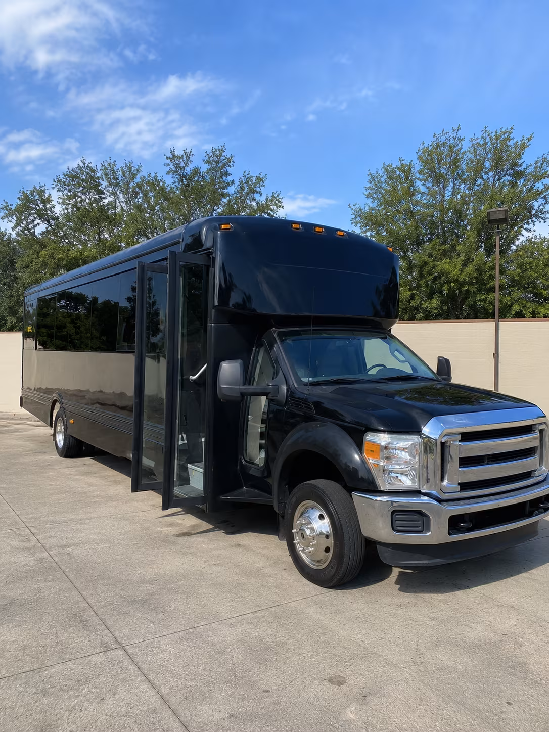 staten island 20 passenger party bus